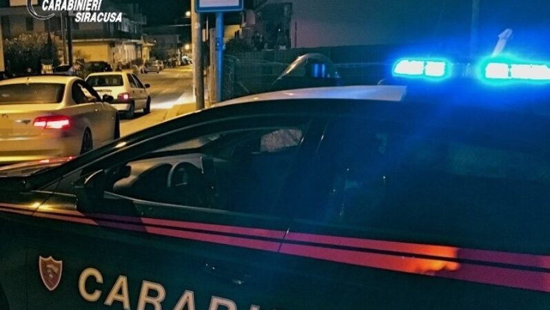 Comprava droga in Calabria per rivenderla a Siracusa: arrestato dai Carabinieri