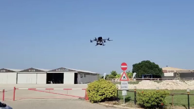 Controllo del territorio e lotta agli sporcaccioni, inaugurato il drone della Polizia municipale di Siracusa