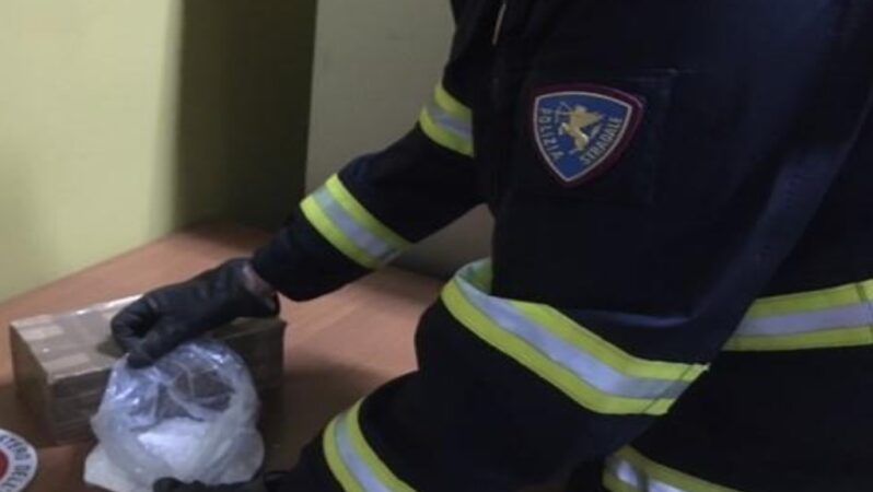 Trovato con la cocaina sulla Catania-Siracusa: arrestato esponente della criminalità